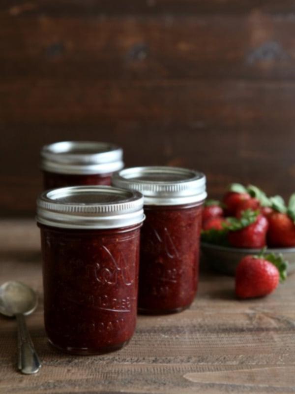 Η καλύτερη μαρμελάδα φράουλας! | completelydelicious.com