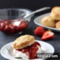 Shortcakes με Ψητές Φράουλες Βαλσάμικο