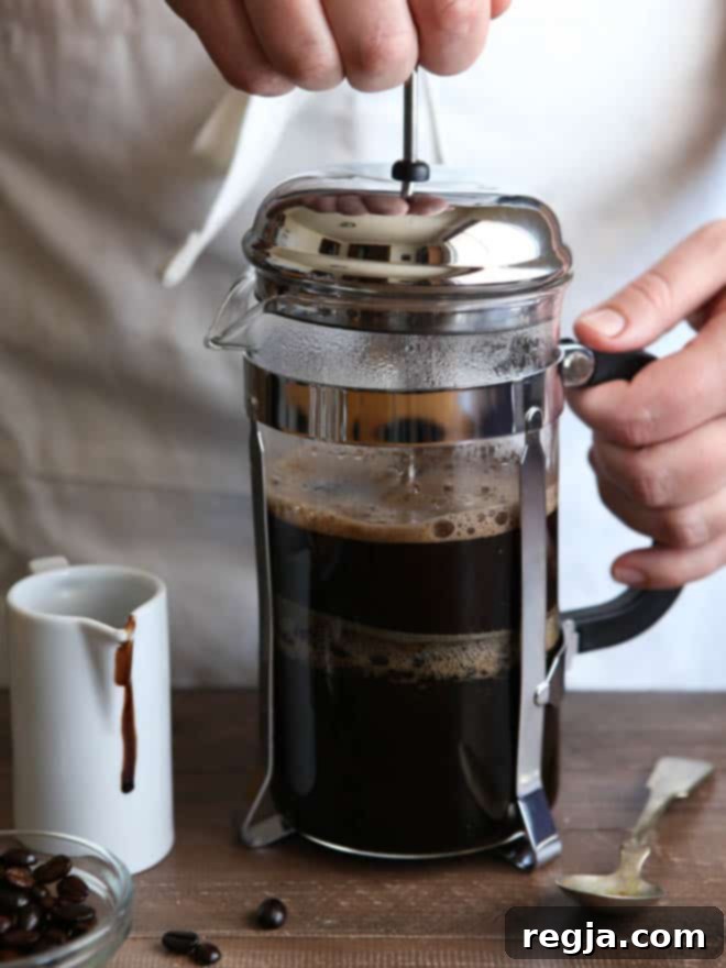 White Russian Mocha: Φτιάξτε το τέλειο ζεστό κοκτέιλ καφέ στο σπίτι