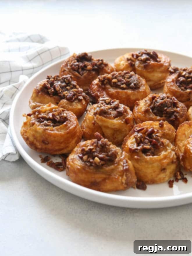 Εύκολα Sticky Buns με Σφολιάτα | completelydelicious.com