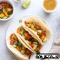 Tacos γαρίδας Μουμπάι με μπαχαρικά και σάλτσα αβοκάντο