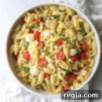 Σαλάτα Ζυμαρικών Καπρέζε με Φρέσκο Καλαμπόκι και Ντομάτες