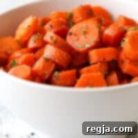 Αυτά τα γλυκόξινα καρότα γλασέ με καστανή ζάχαρη είναι το τέλειο συνοδευτικό για κάθε γεύμα!