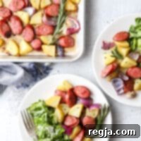 Λουκάνικα και Πατάτες στο Ταψί 8 Αυτά τα λουκάνικα και πατάτες στο ταψί είναι ένα απλό γεύμα ενός ταψιού που είναι έτοιμο σε 30 λεπτά!
