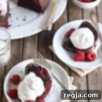 Σοκολατένιο Κέικ Bundt με Σμέουρα