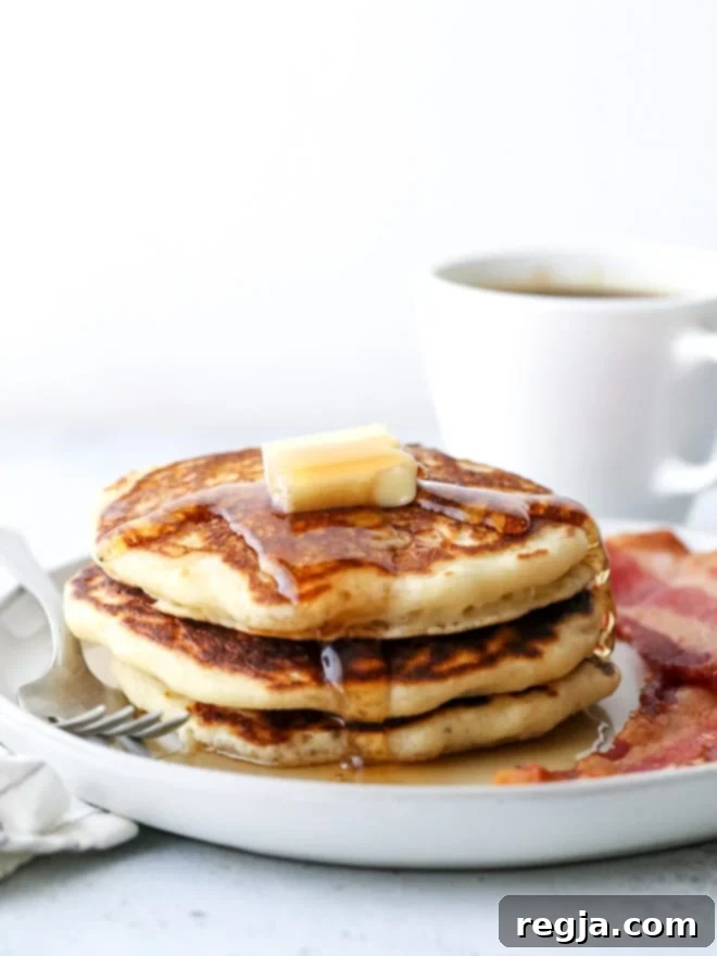 Μπέικιν πάουντερ ή Μαγειρική σόδα 5 It's not an exaggeration— these really are the best buttermilk pancakes! They're light, fluffy, and full of flavor.