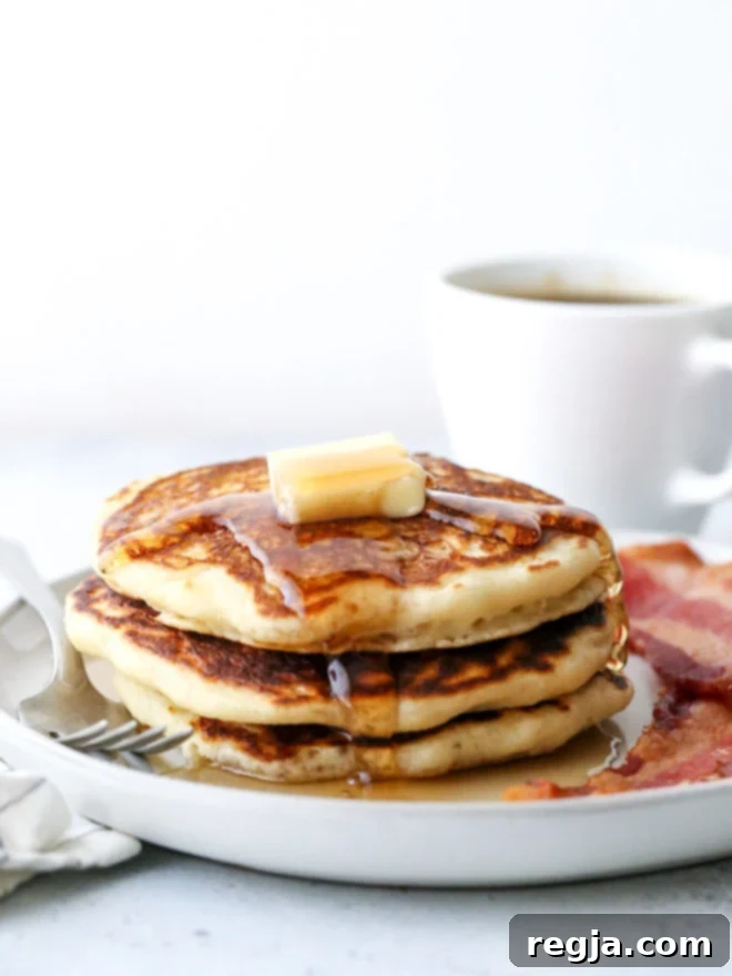 Αυτές είναι οι καλύτερες pancakes βουτυρόγαλου: ελαφριές, αφράτες και γεμάτες γεύση.