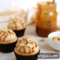 Κεκάκια με Φυστικοβούτυρο και Καραμέλα 2 Cupcakes Φυστικοβούτυρο με Καραμέλα