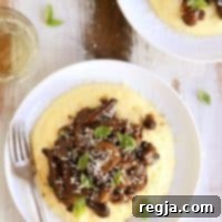 Ραγού Μανιταριών με Τυρένια Πολέντα | completelydelicious.com