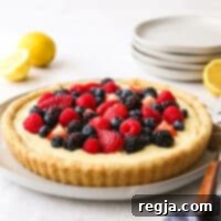 Λεμονόταρτα με μούρα, ένα φωτεινό και δροσιστικό επιδόρπιο