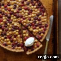 Τάρτα Κράνμπερι με Καραμέλα και Φουντούκι 6 Τάρτα με Κράνμπερι, Καραμέλα και Φουντούκια | completelydelicious.com