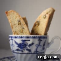 Μπισκότα Λεμονιού και Φιστικιού 2 Σπιτικά Biscotti Λεμονιού με Φιστίκια Αιγίνης