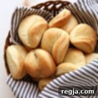 Ψωμάκια Πάρκερ Χάους 7 Parker House Rolls | completelydelicious.com